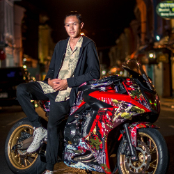 เพื่อน เฮียออม